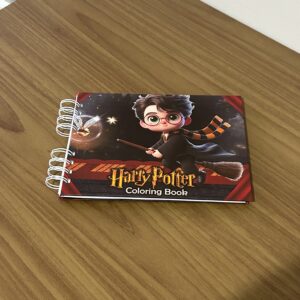 55- Livro de colorir Hary Potter 2